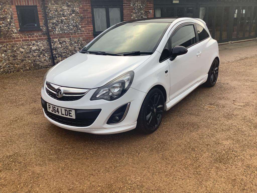A 2015 VAUXHALL CORSA LIMITED EDITION A 2015 VAUXHALL CORSA LIMITED EDITION