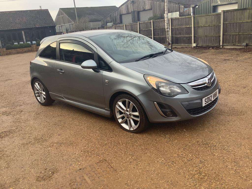 A 2012 VAUXHALL CORSA Sri A 2012 VAUXHALL CORSA Sri