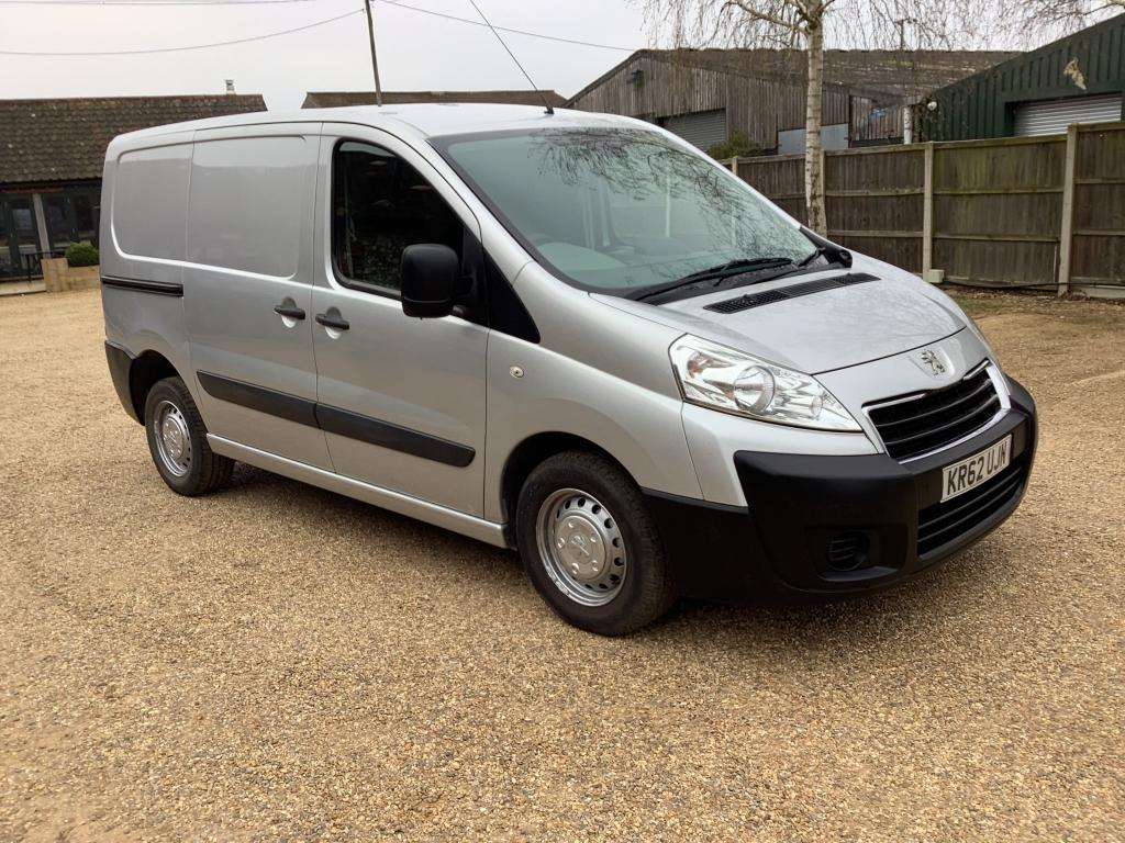 A 2013 PEUGEOT EXPERT HDI 1000 L1H1 PROFESSIONAL P/V A 2013 PEUGEOT EXPERT HDI 1000 L1H1 PROFESSIONAL P/V