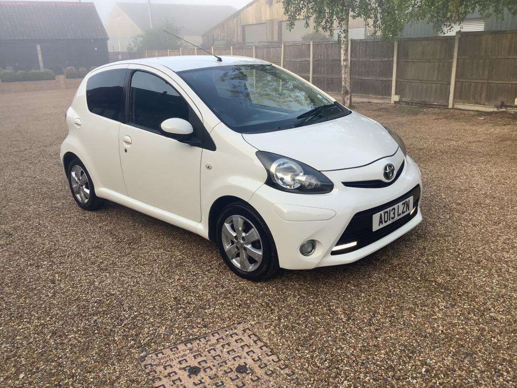 A 2013 TOYOTA AYGO Vvt-i Fire Ac A 2013 TOYOTA AYGO Vvt-i Fire Ac