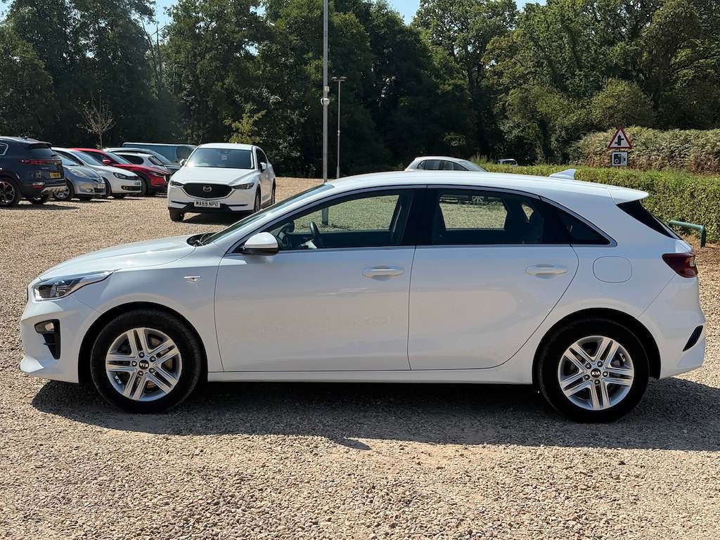 2021 KIA CEED 2021 KIA CEED