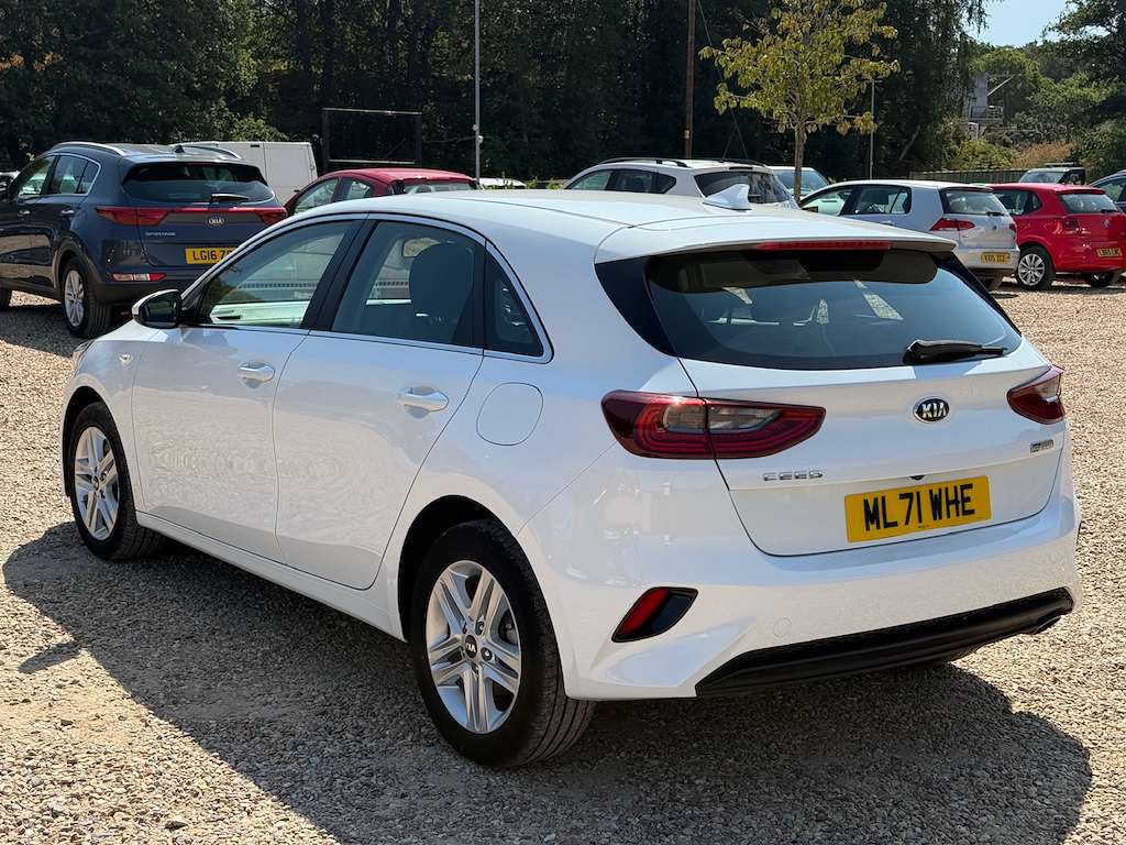 2021 KIA CEED 2021 KIA CEED
