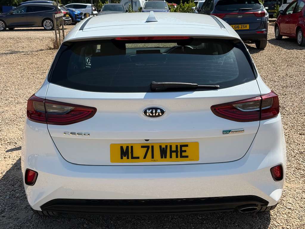 2021 KIA CEED 2021 KIA CEED