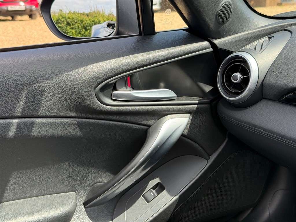 2018 FIAT 124 SPIDER 2018 FIAT 124 SPIDER
