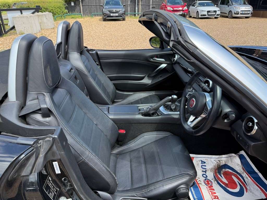 2018 FIAT 124 SPIDER 2018 FIAT 124 SPIDER