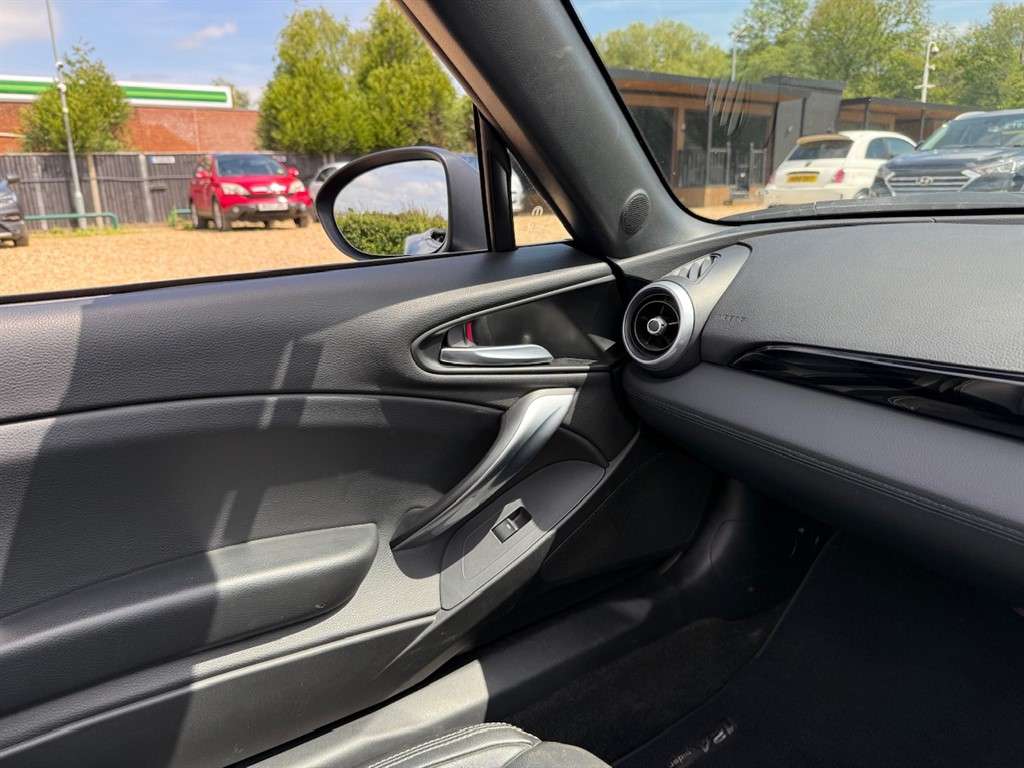 2018 FIAT 124 SPIDER 2018 FIAT 124 SPIDER
