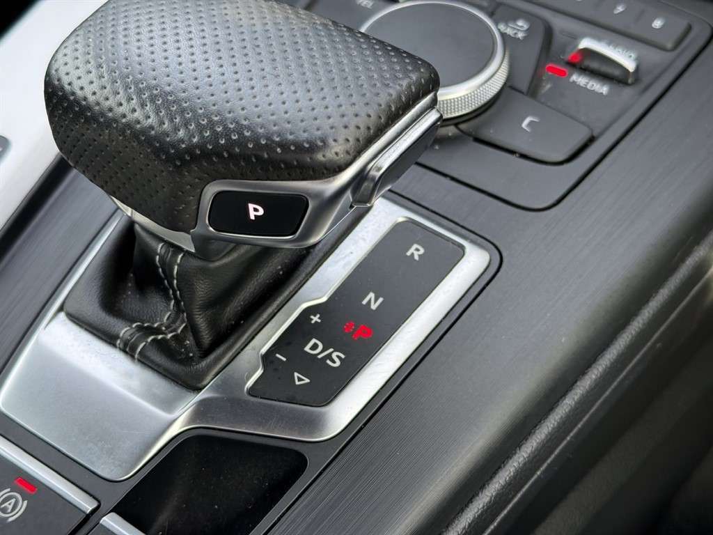 2018 AUDI A5 2018 AUDI A5
