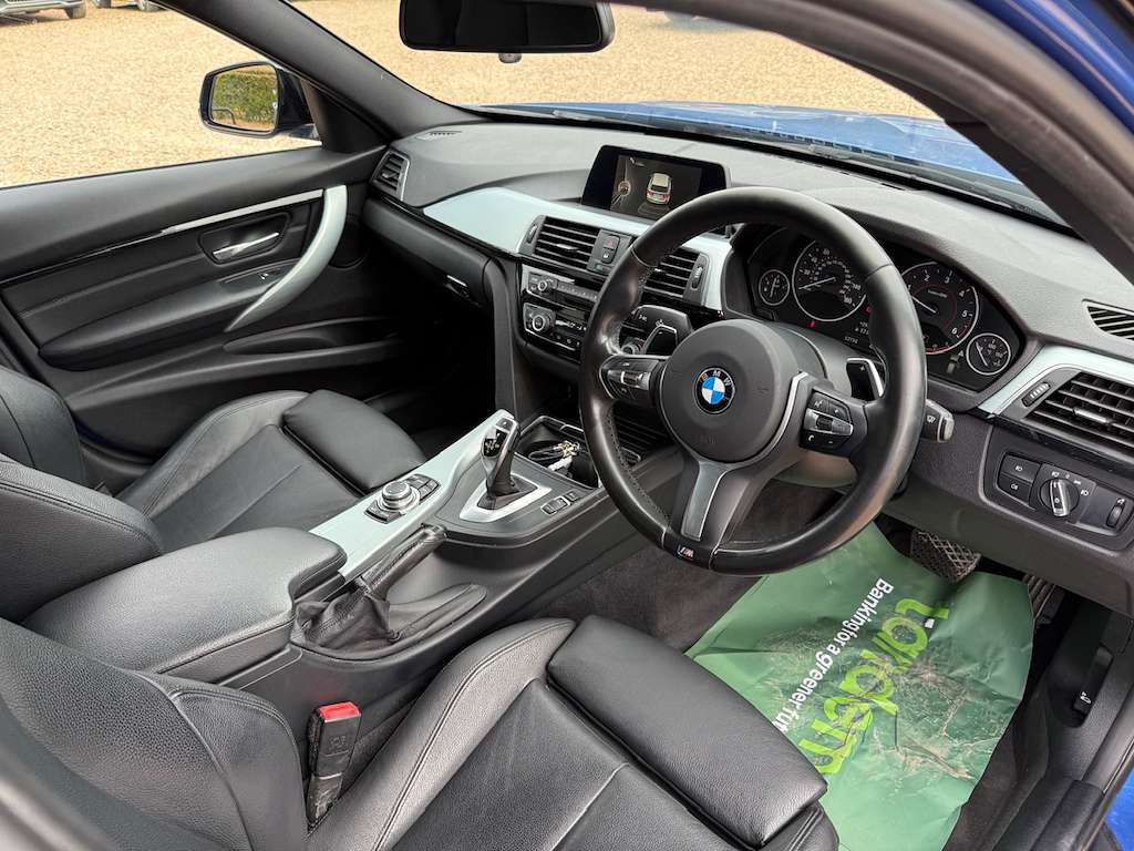 2016 BMW 320D 2016 BMW 320D