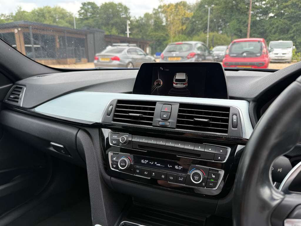 2016 BMW 320D 2016 BMW 320D