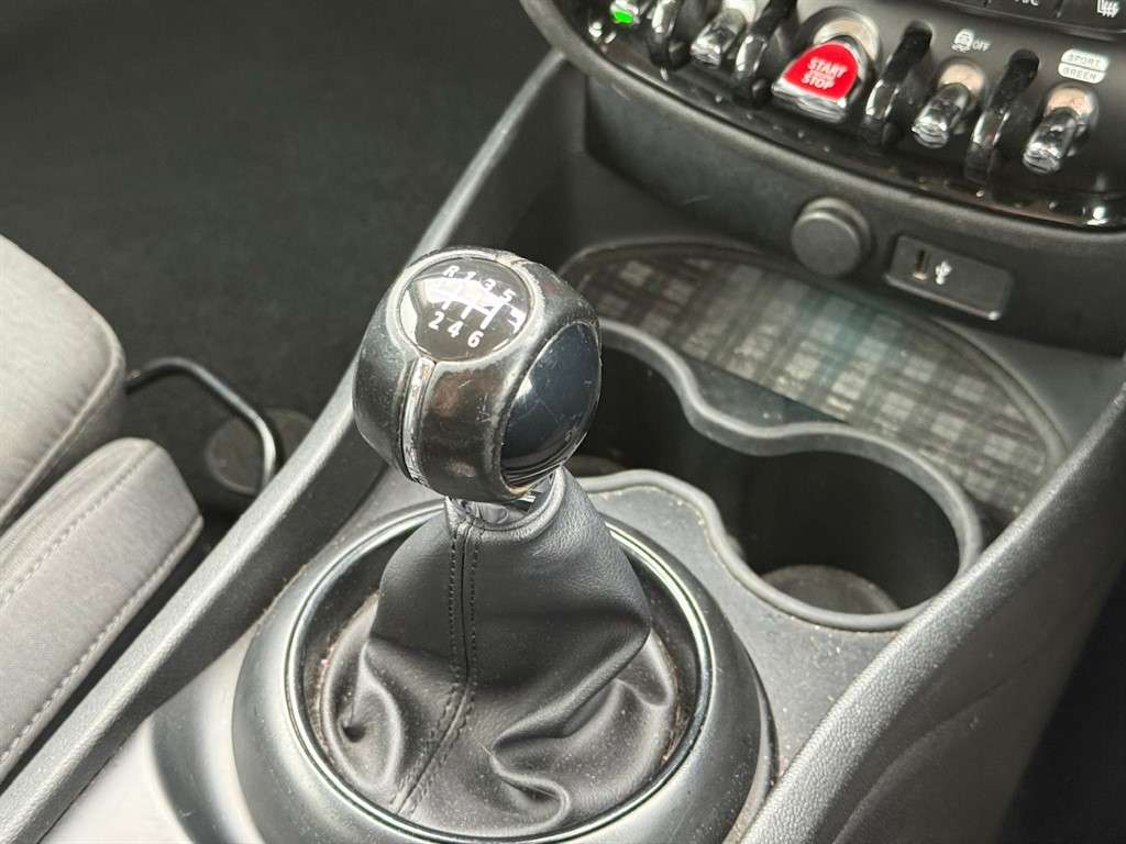 2018 MINI CLUBMAN 2018 MINI CLUBMAN