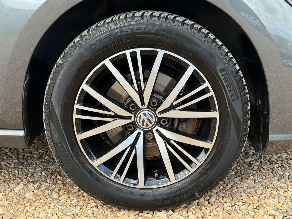 2018 VOLKSWAGEN GOLF 2018 VOLKSWAGEN GOLF