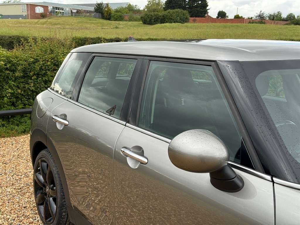 2018 MINI CLUBMAN 2018 MINI CLUBMAN