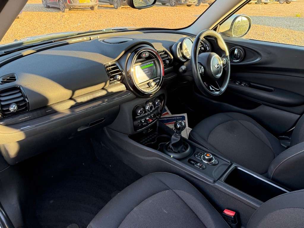 2019 MINI CLUBMAN 2019 MINI CLUBMAN