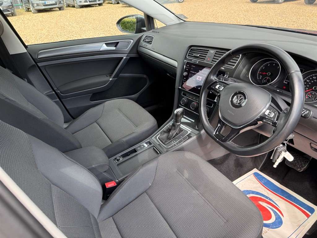 2018 VOLKSWAGEN GOLF 2018 VOLKSWAGEN GOLF