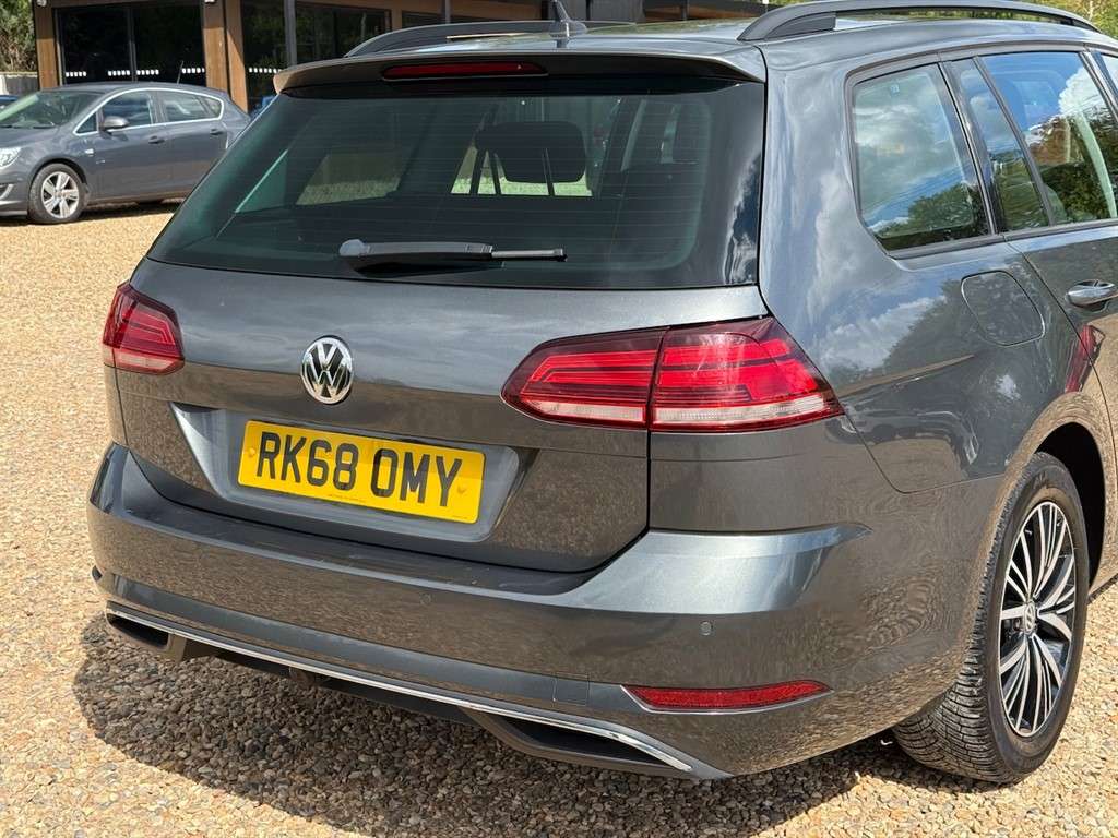 2018 VOLKSWAGEN GOLF 2018 VOLKSWAGEN GOLF