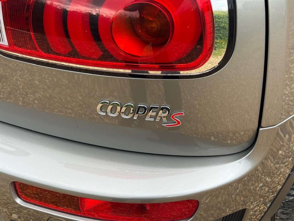 2018 MINI CLUBMAN 2018 MINI CLUBMAN