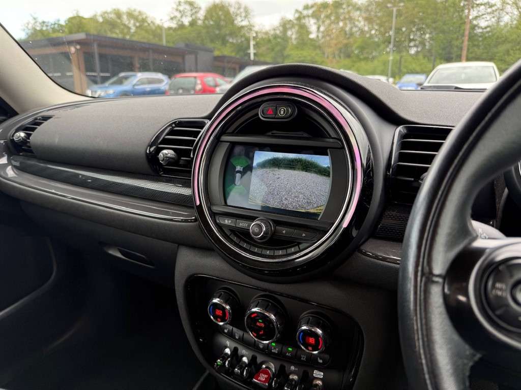 2018 MINI CLUBMAN 2018 MINI CLUBMAN