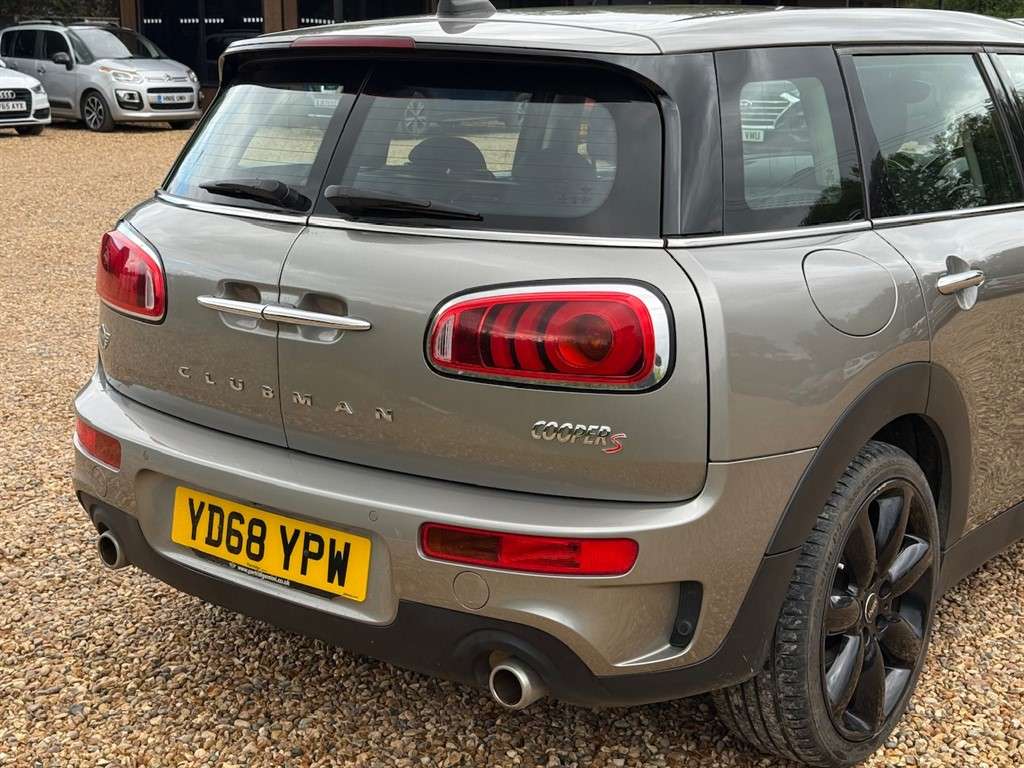 2018 MINI CLUBMAN 2018 MINI CLUBMAN
