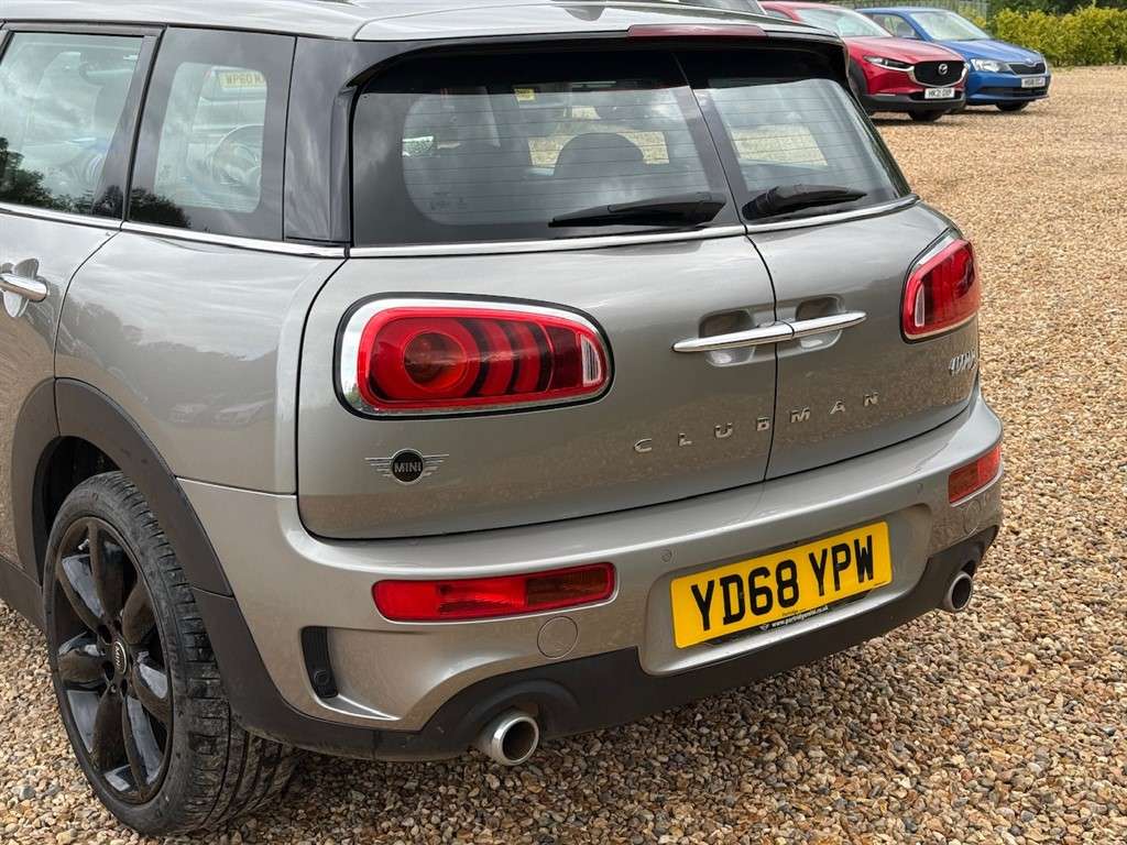 2018 MINI CLUBMAN 2018 MINI CLUBMAN