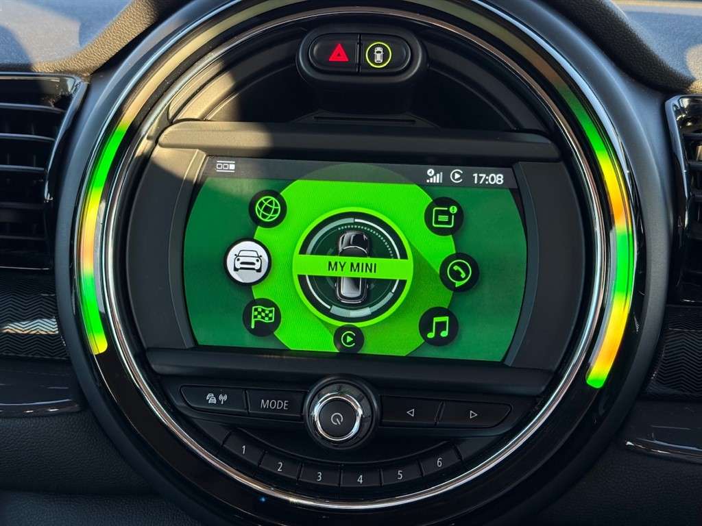 2019 MINI CLUBMAN 2019 MINI CLUBMAN