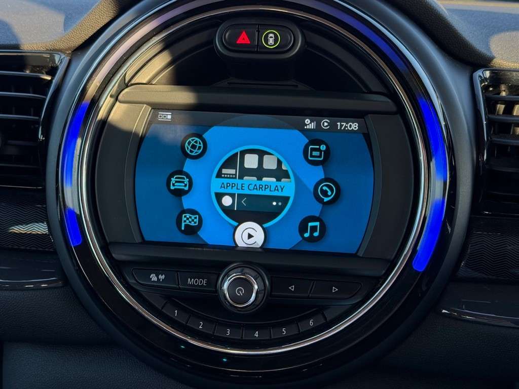 2019 MINI CLUBMAN 2019 MINI CLUBMAN
