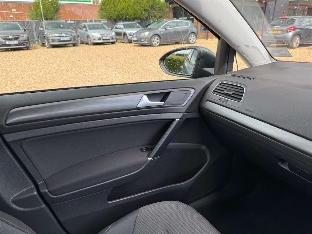 2018 VOLKSWAGEN GOLF 2018 VOLKSWAGEN GOLF