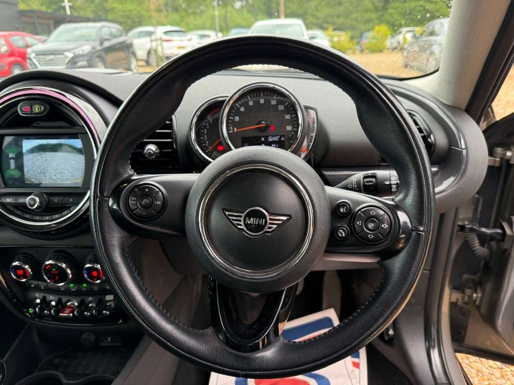 2018 MINI CLUBMAN 2018 MINI CLUBMAN