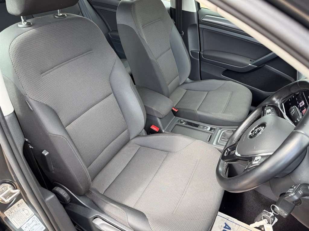 2018 VOLKSWAGEN GOLF 2018 VOLKSWAGEN GOLF