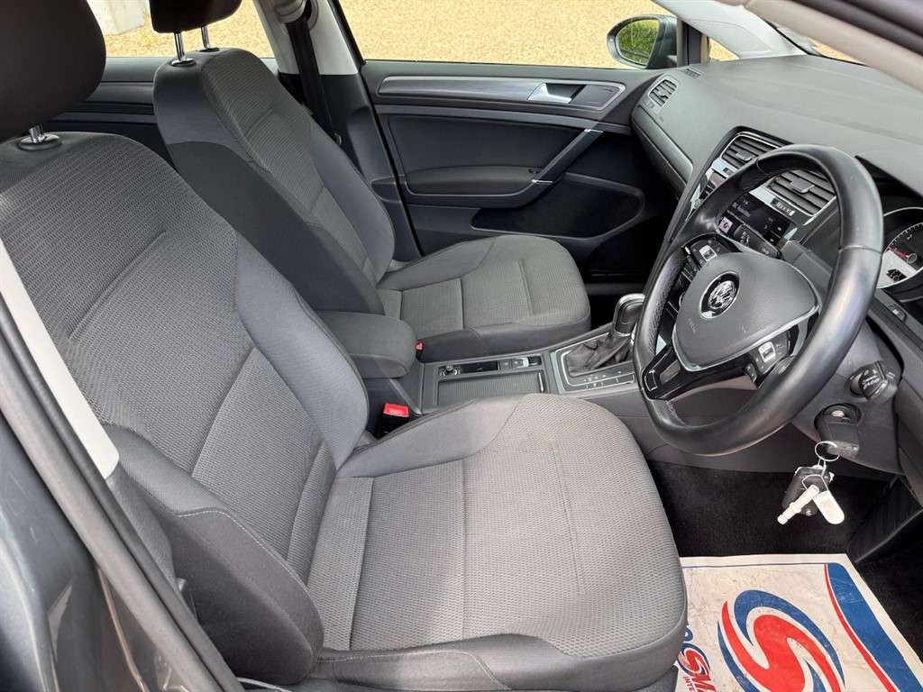 2018 VOLKSWAGEN GOLF 2018 VOLKSWAGEN GOLF