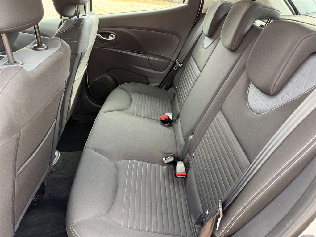 2015 RENAULT CLIO 2015 RENAULT CLIO