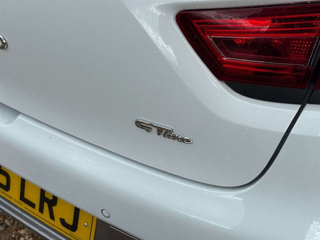2015 RENAULT CLIO 2015 RENAULT CLIO