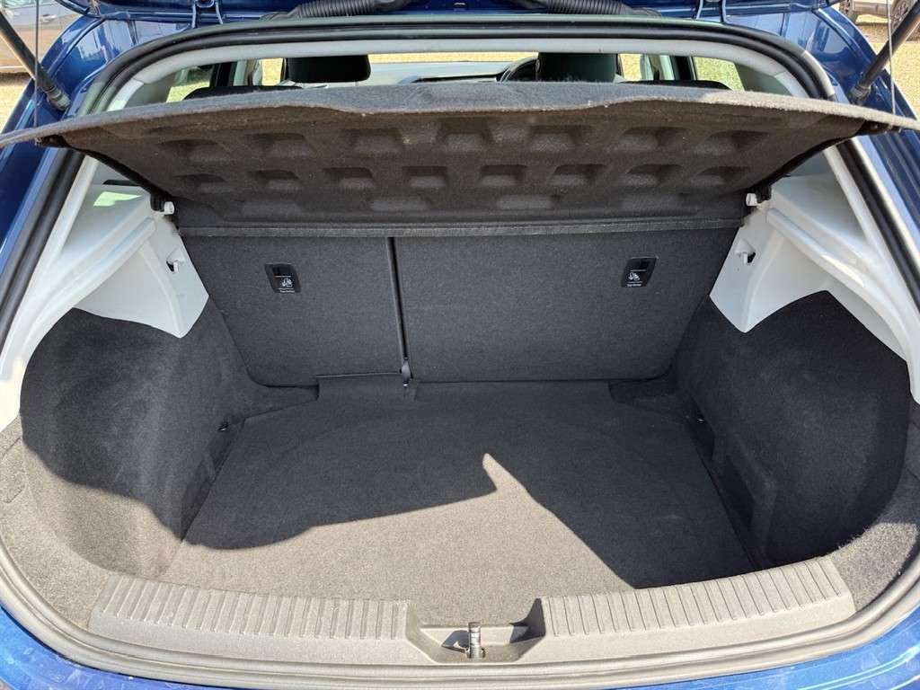 2017 SEAT LEON 2017 SEAT LEON