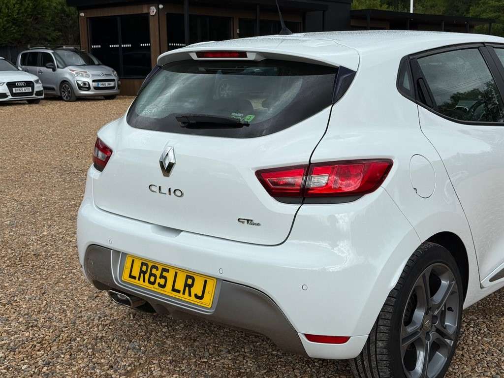 2015 RENAULT CLIO 2015 RENAULT CLIO