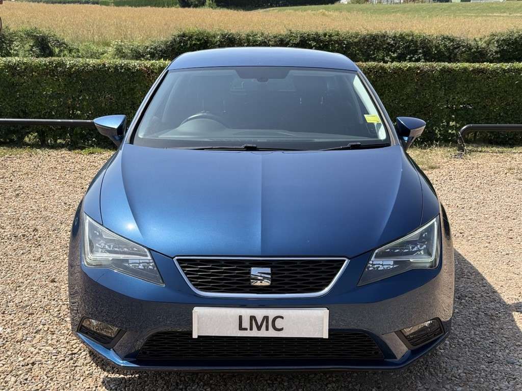A 2017 SEAT LEON 2.0 TDI SE Dynamic Technology Hatchback 5dr Diesel A 2017 SEAT LEON 2.0 TDI SE Dynamic Technology Hatchback 5dr Diesel
