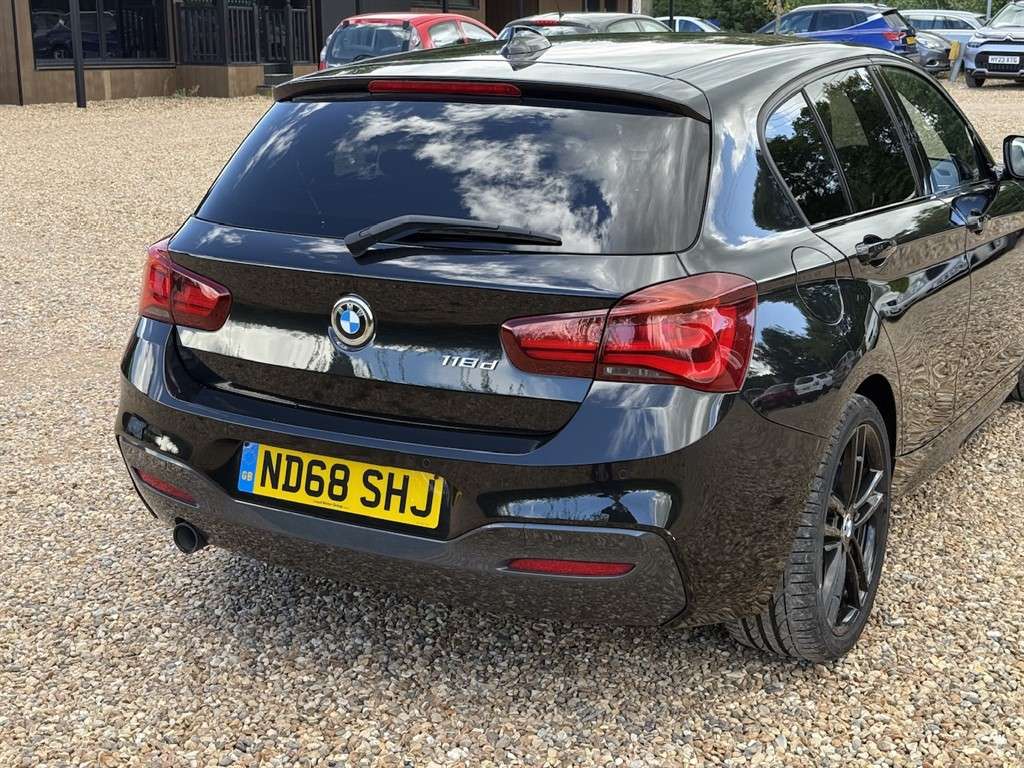 2018 BMW 1 SERIES 2018 BMW 1 SERIES