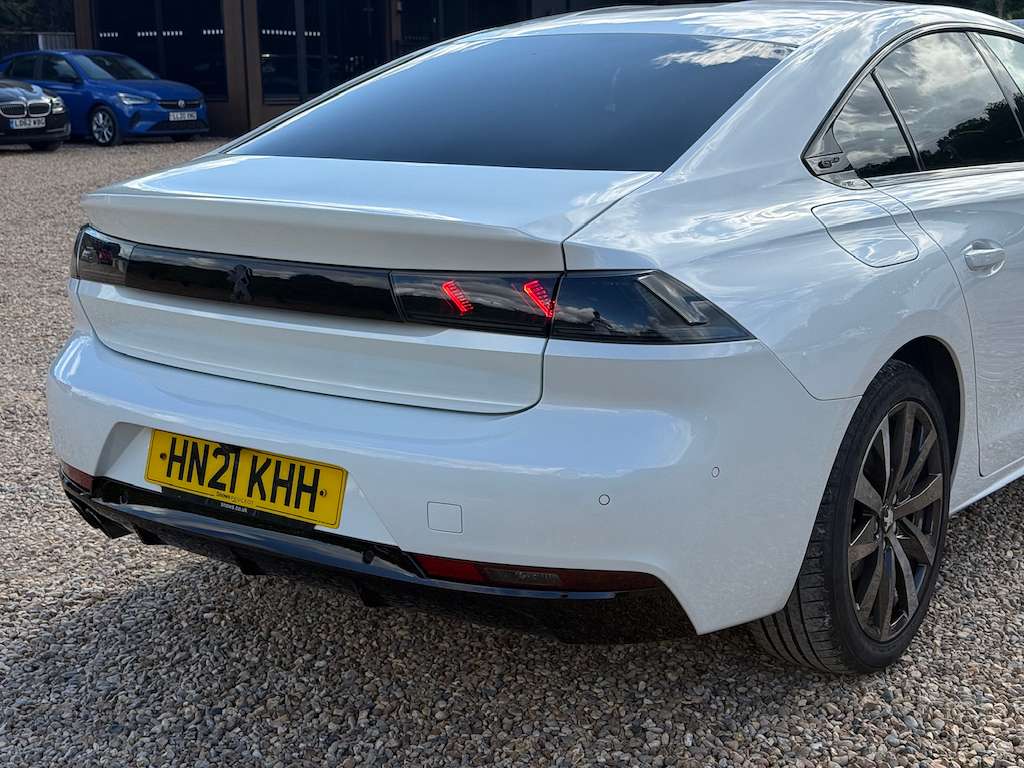 2021 PEUGEOT 508 2021 PEUGEOT 508