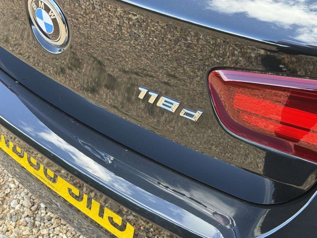 2018 BMW 1 SERIES 2018 BMW 1 SERIES
