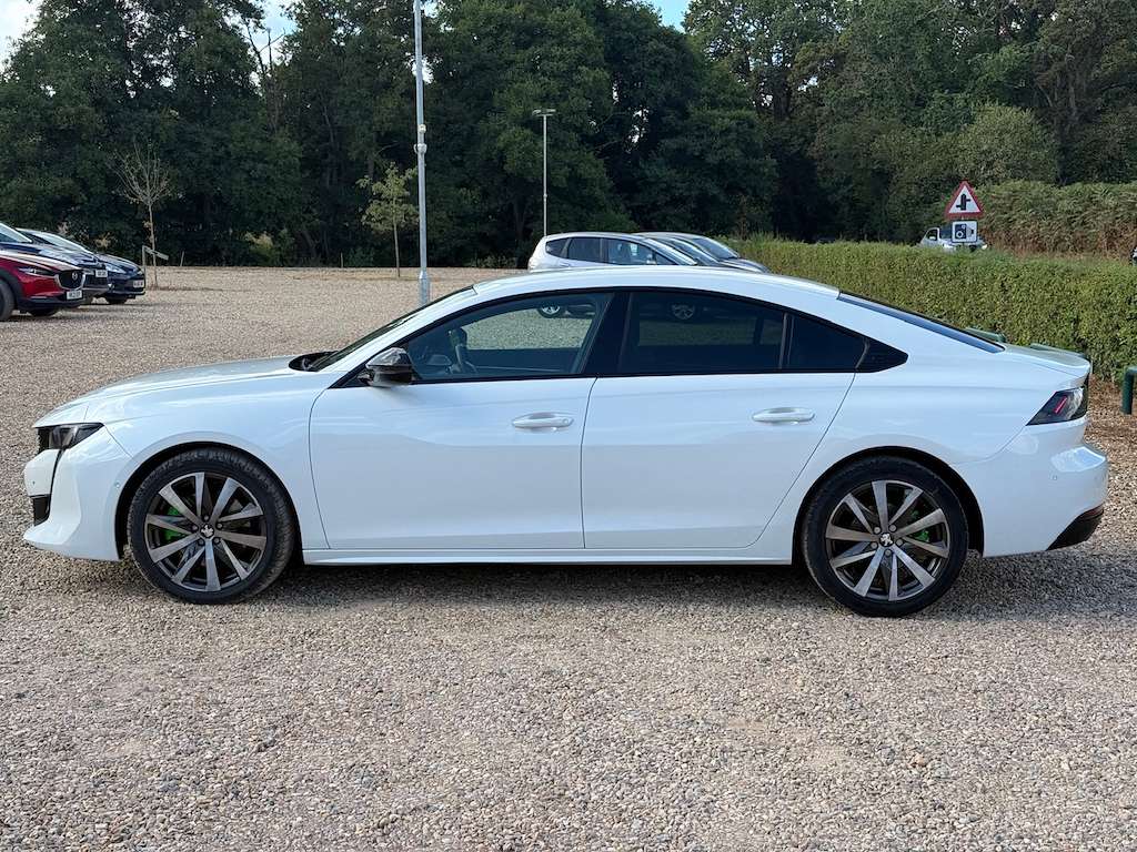 2021 PEUGEOT 508 2021 PEUGEOT 508