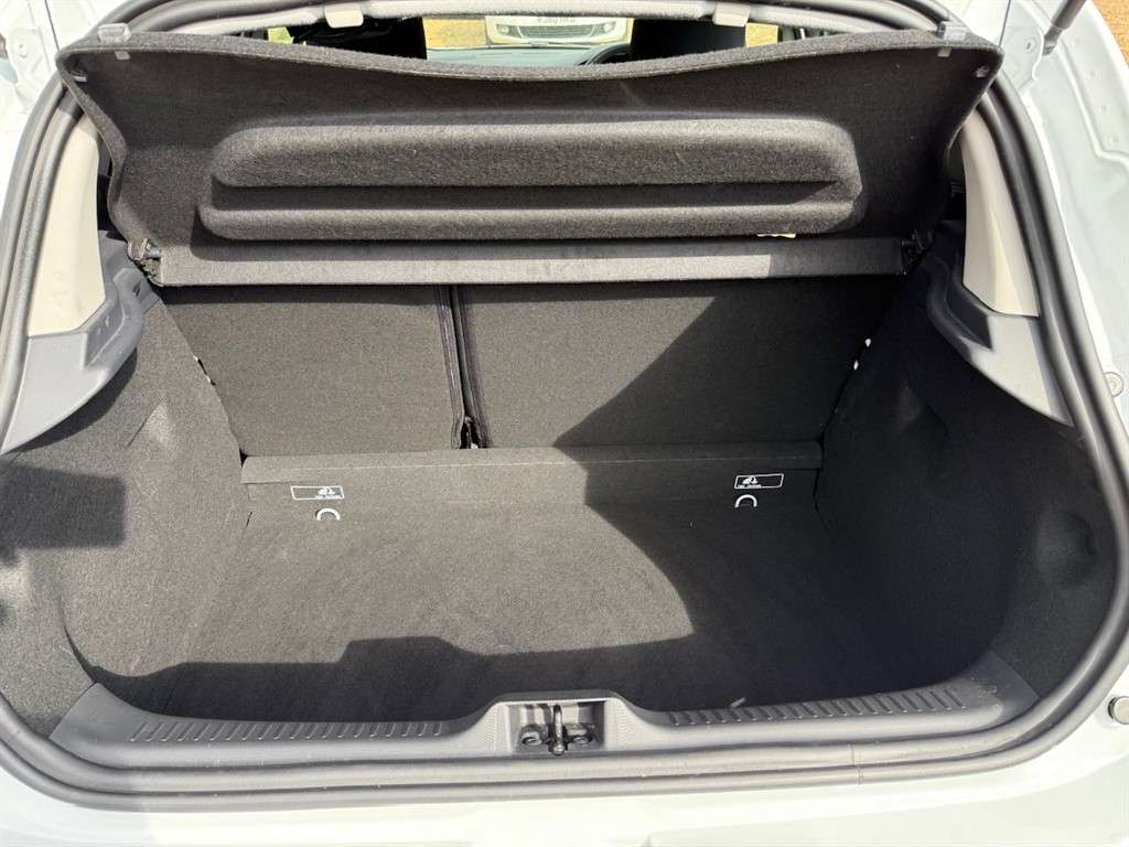 2015 RENAULT CLIO 2015 RENAULT CLIO