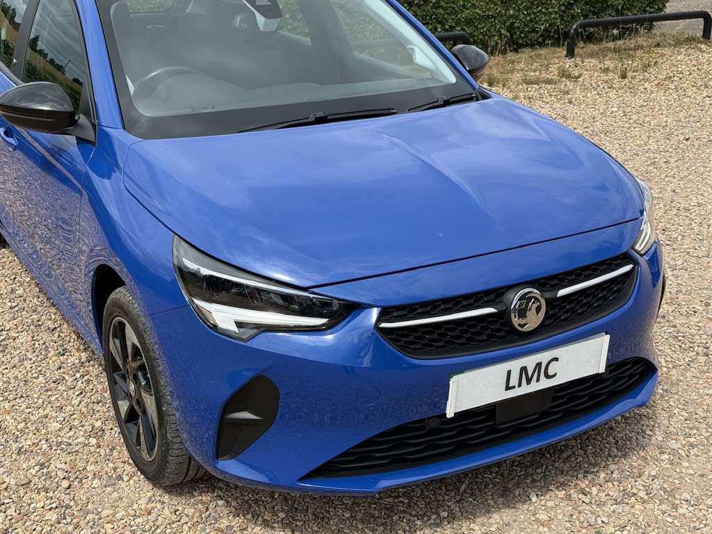 A 2021 VAUXHALL CORSA 50kWh SE Nav Hatchback 5dr Electric Auto (7.4Kw Ch A 2021 VAUXHALL CORSA 50kWh SE Nav Hatchback 5dr Electric Auto (7.4Kw Ch