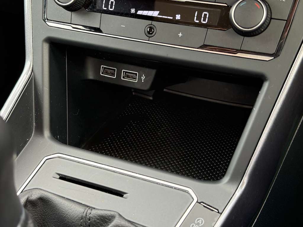 2019 VOLKSWAGEN POLO 2019 VOLKSWAGEN POLO
