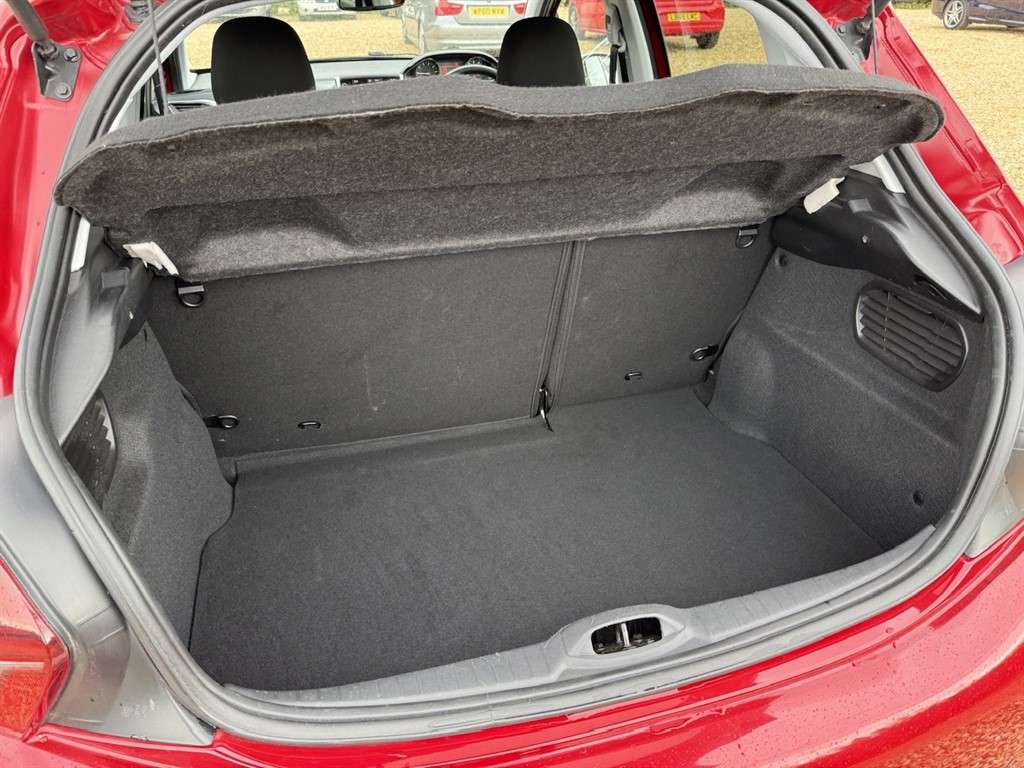2016 PEUGEOT 208 2016 PEUGEOT 208