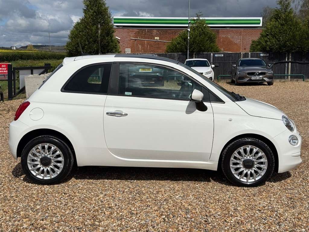 2021 FIAT 500 2021 FIAT 500