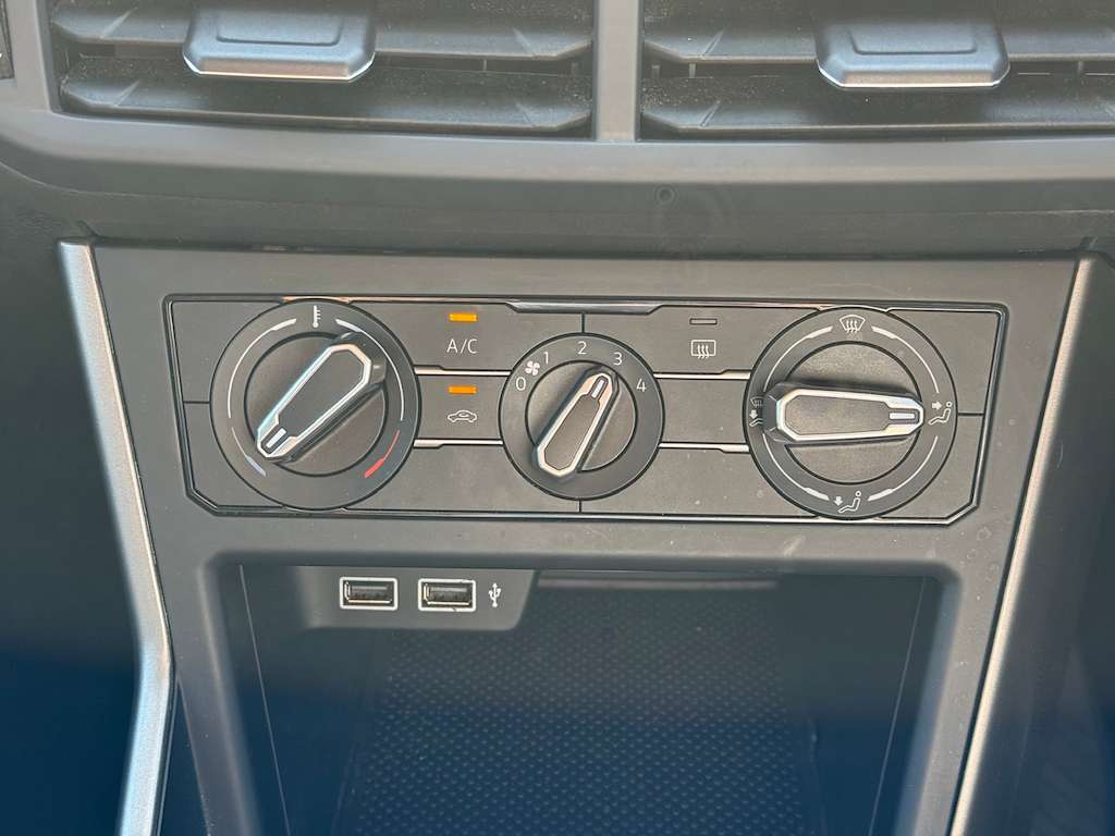 2019 VOLKSWAGEN POLO 2019 VOLKSWAGEN POLO