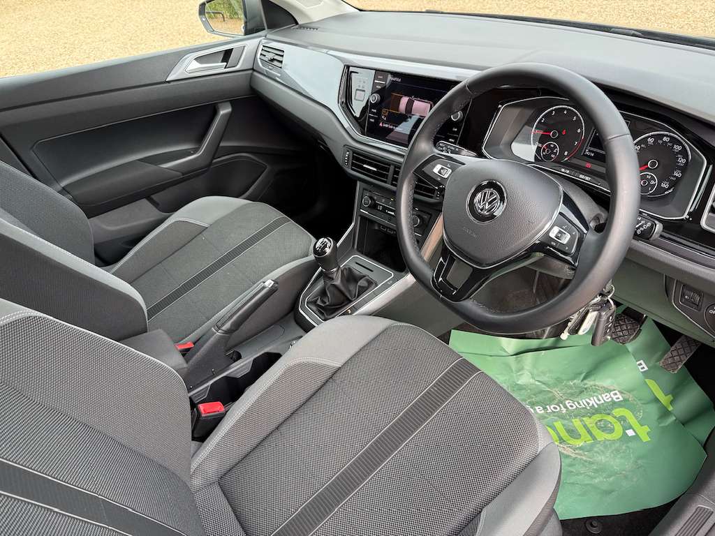 2019 VOLKSWAGEN POLO 2019 VOLKSWAGEN POLO