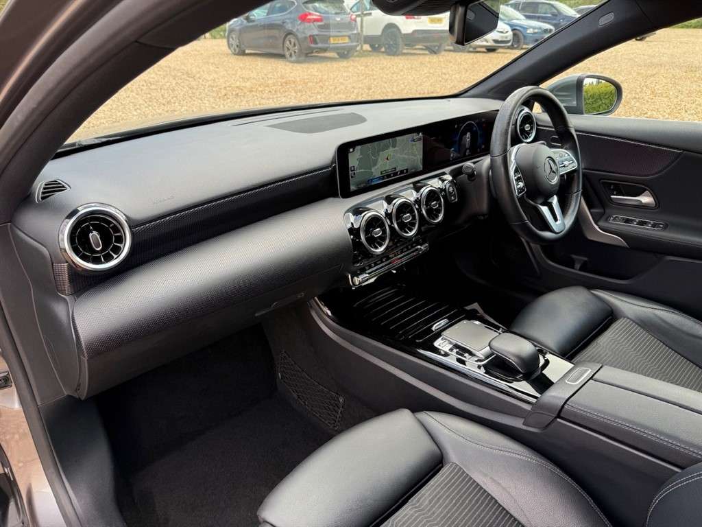 2018 MERCEDES A200 2018 MERCEDES A200