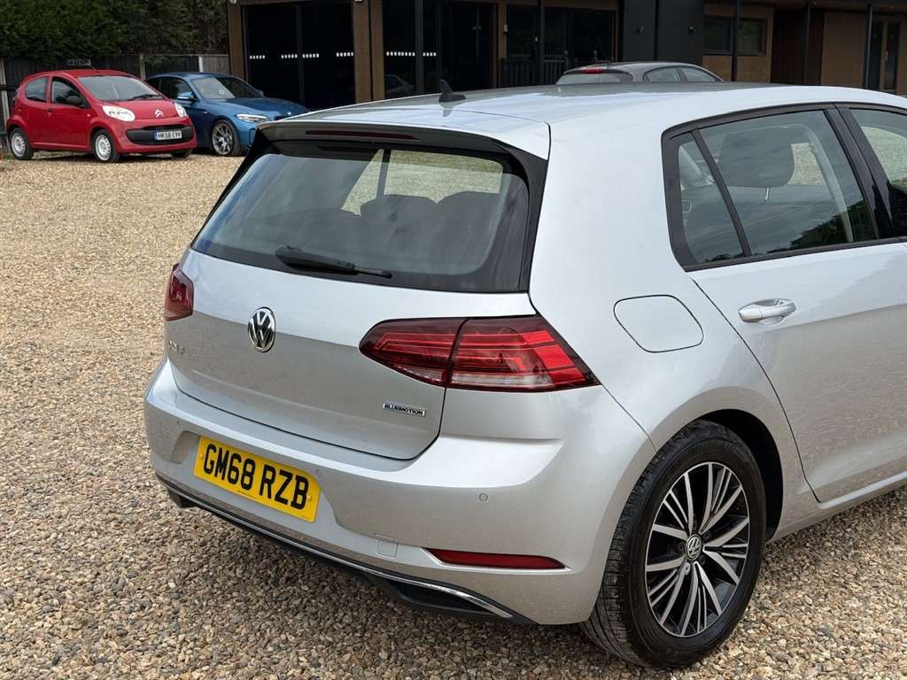 2019 VOLKSWAGEN GOLF 2019 VOLKSWAGEN GOLF
