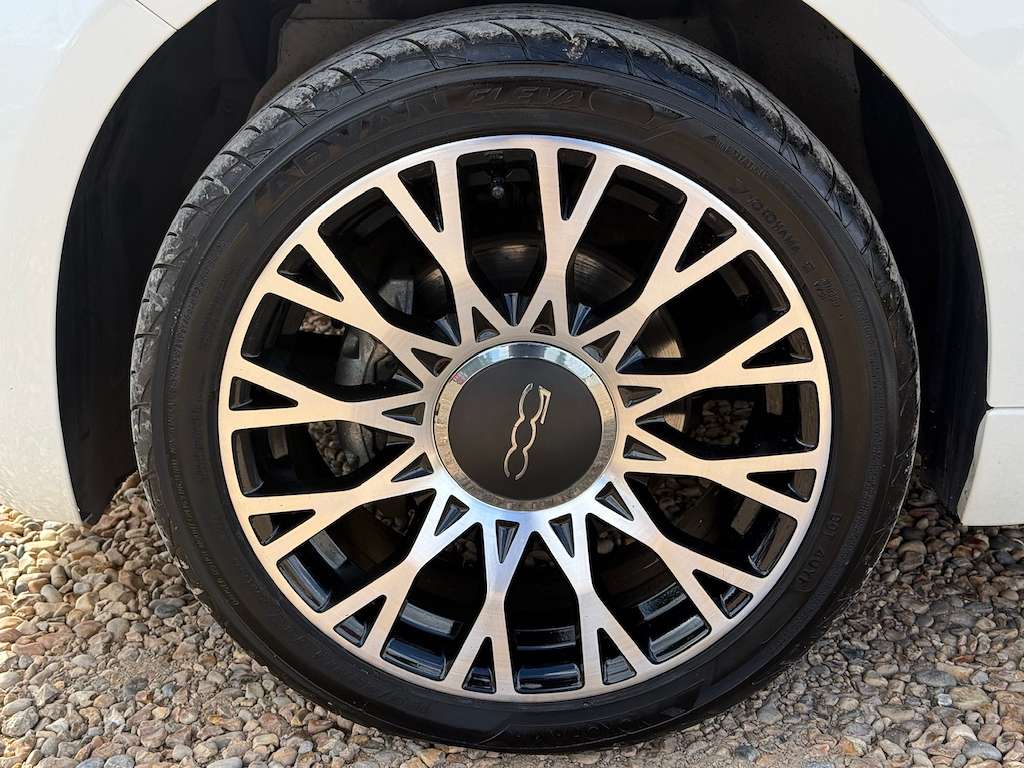2024 FIAT 500 2024 FIAT 500