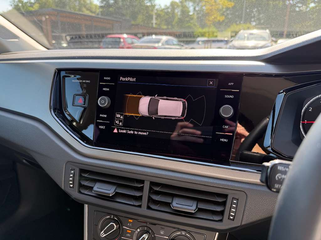 2019 VOLKSWAGEN POLO 2019 VOLKSWAGEN POLO