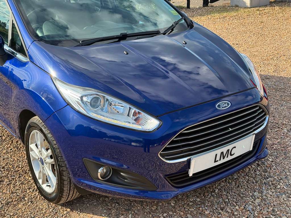 A 2016 FORD FIESTA 1.0T EcoBoost Zetec Hatchback 5dr Petrol Powershif A 2016 FORD FIESTA 1.0T EcoBoost Zetec Hatchback 5dr Petrol Powershif